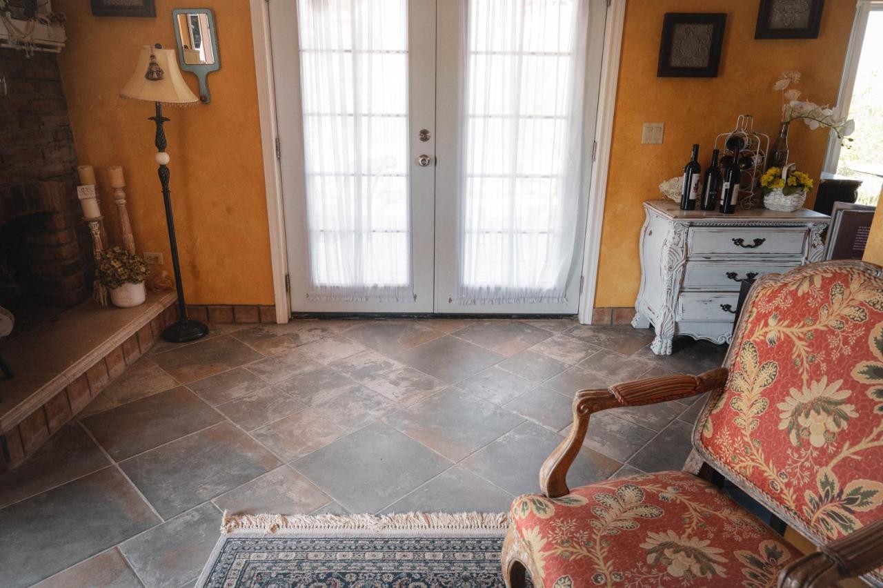 バジェ・デ・グアダルーペ Vina Calabria Bed & Breakfast エクステリア 写真
