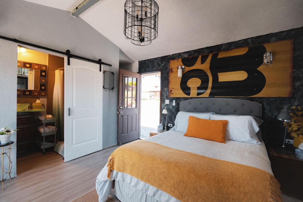 バジェ・デ・グアダルーペ Vina Calabria Bed & Breakfast エクステリア 写真