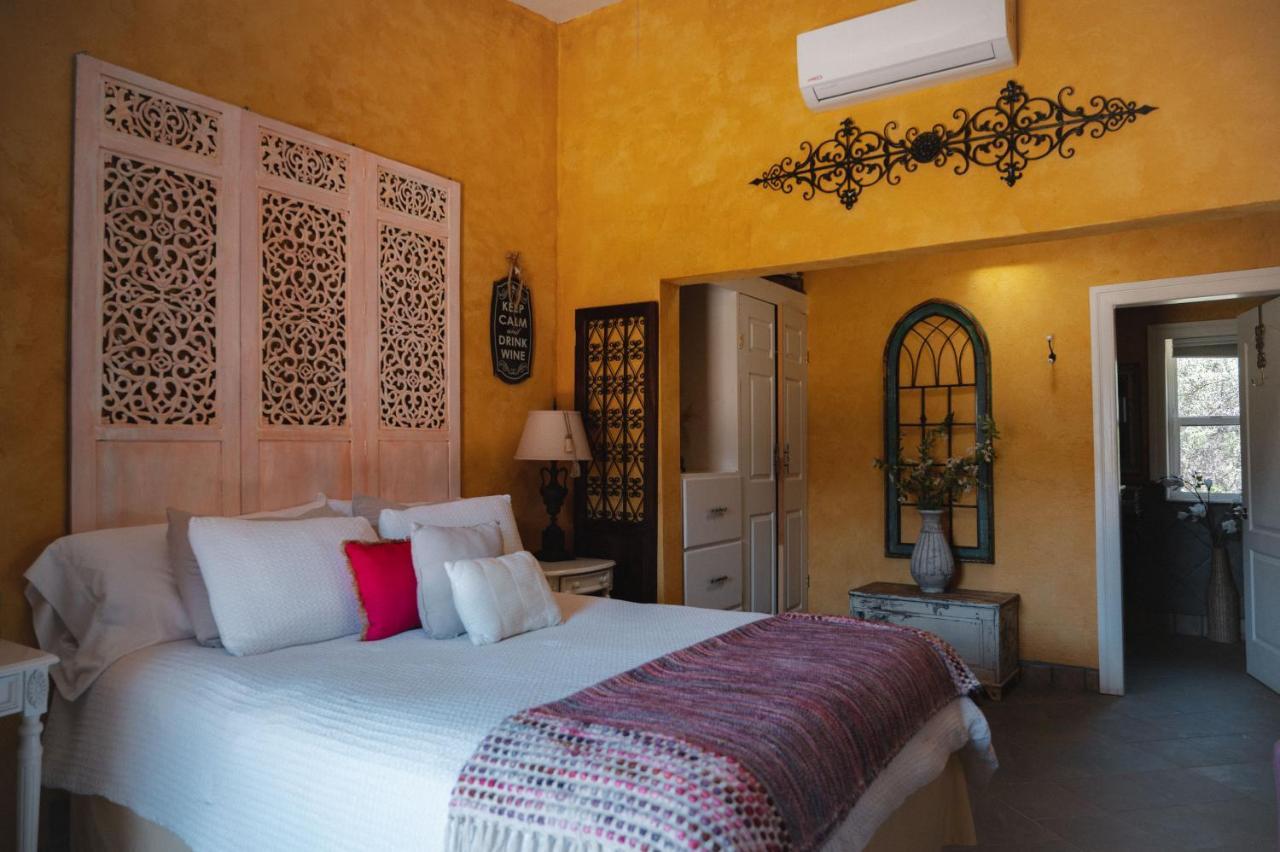バジェ・デ・グアダルーペ Vina Calabria Bed & Breakfast エクステリア 写真