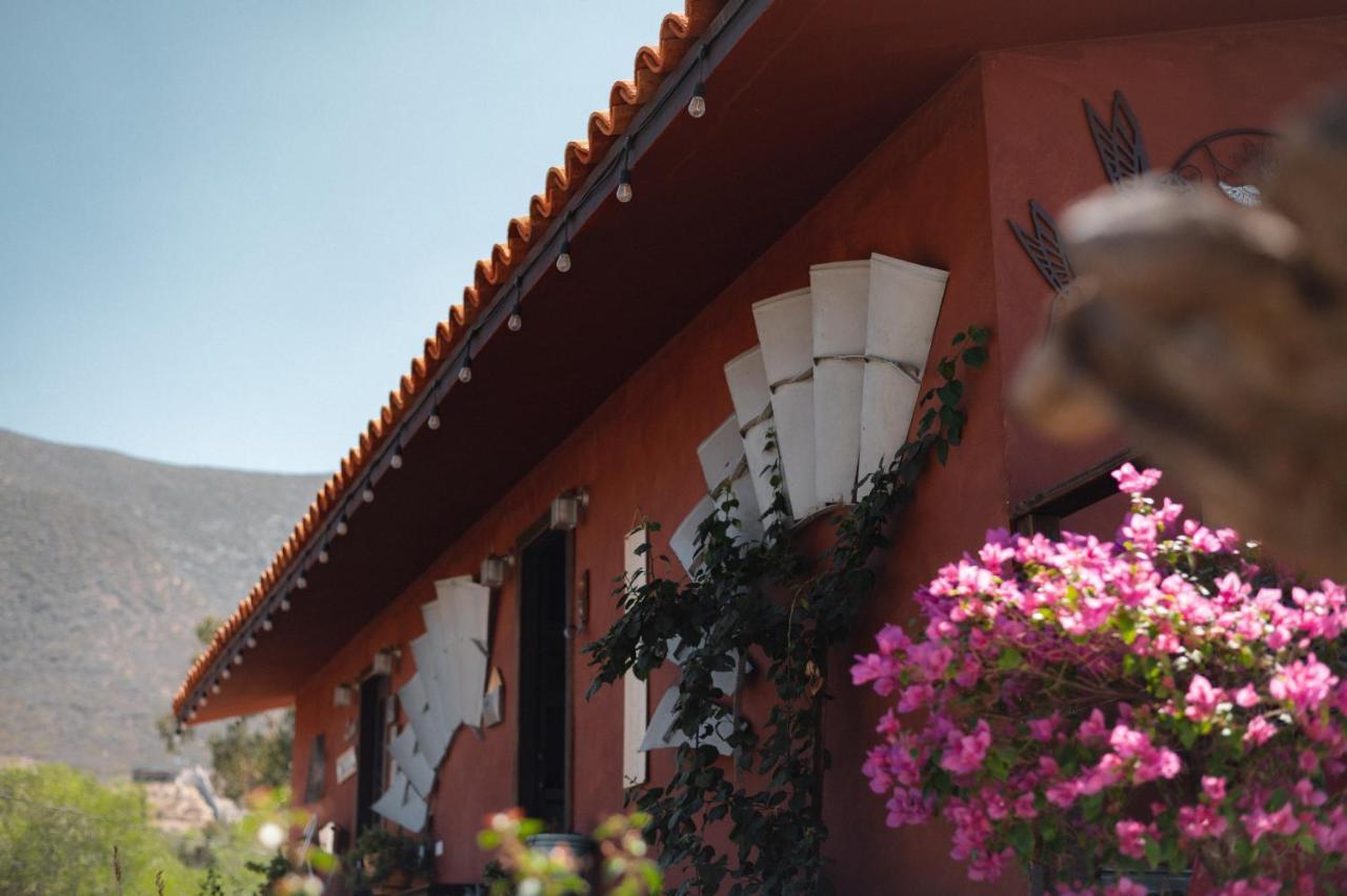 バジェ・デ・グアダルーペ Vina Calabria Bed & Breakfast エクステリア 写真