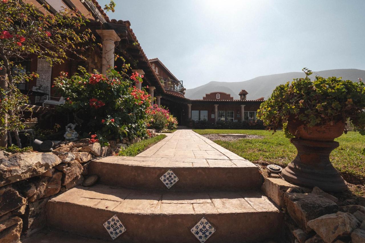 バジェ・デ・グアダルーペ Vina Calabria Bed & Breakfast エクステリア 写真