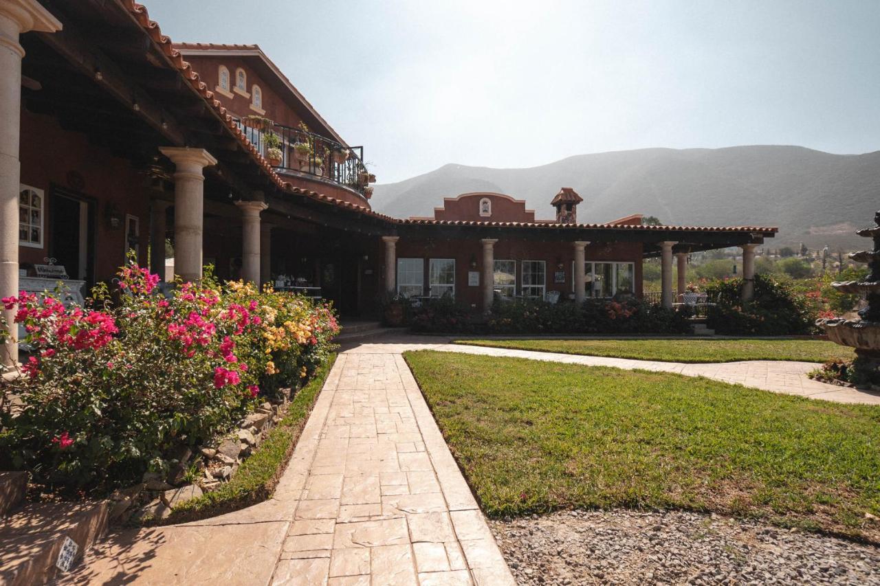 バジェ・デ・グアダルーペ Vina Calabria Bed & Breakfast エクステリア 写真