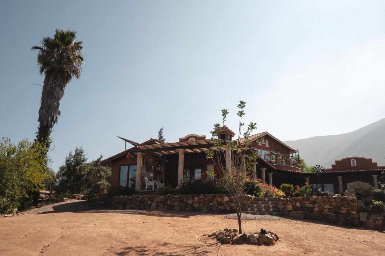 バジェ・デ・グアダルーペ Vina Calabria Bed & Breakfast エクステリア 写真