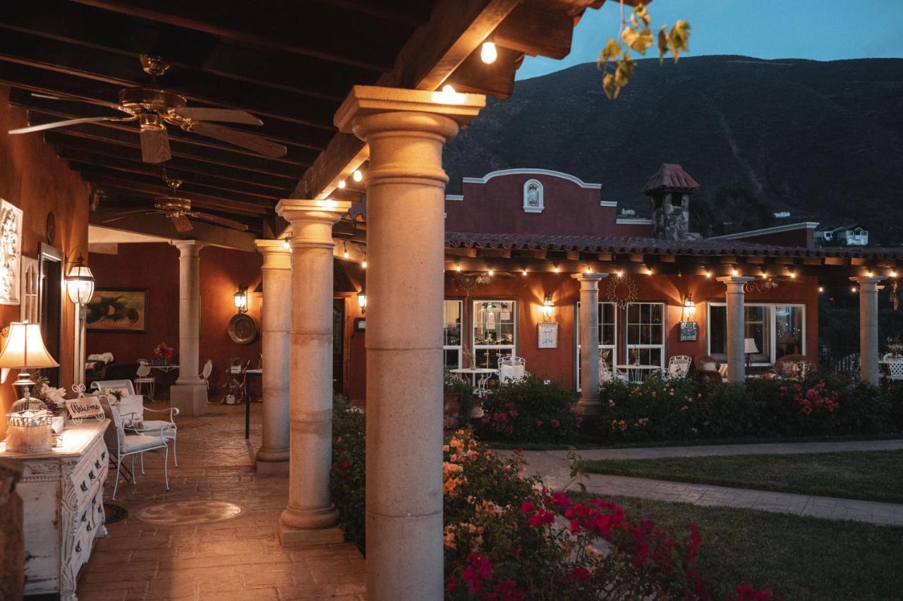 バジェ・デ・グアダルーペ Vina Calabria Bed & Breakfast エクステリア 写真