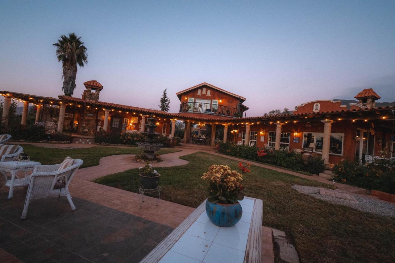 バジェ・デ・グアダルーペ Vina Calabria Bed & Breakfast エクステリア 写真